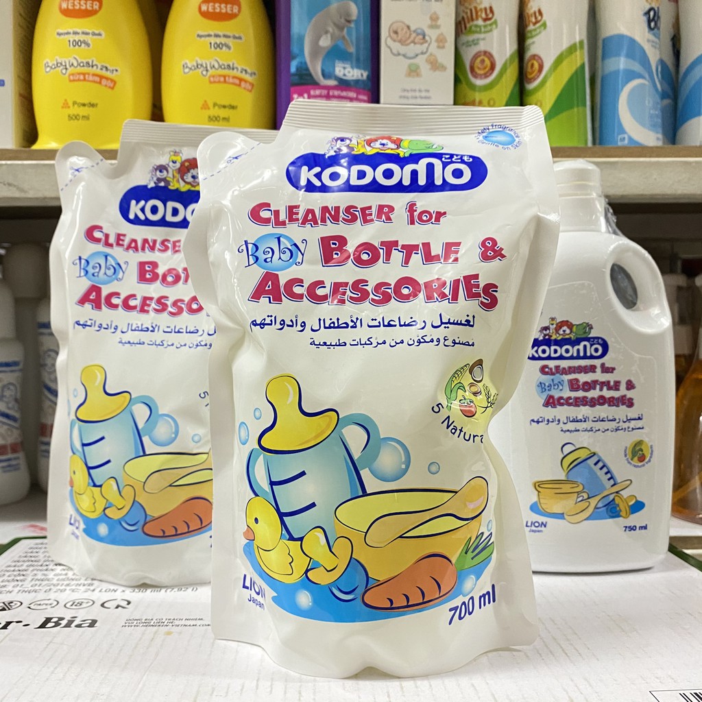 Combo 4 Bịch Nước Rửa Bình Sữa Kodomo 700ml/Túi