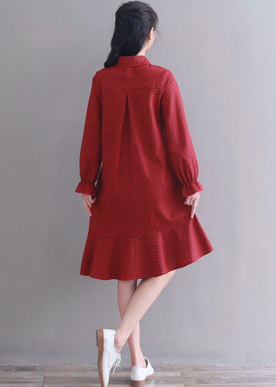 Đầm caro đỏ đen lệch tà
