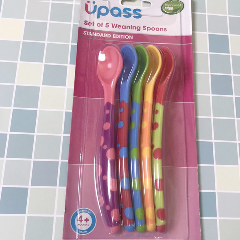 Vỷ 5 thìa Upass cho bé