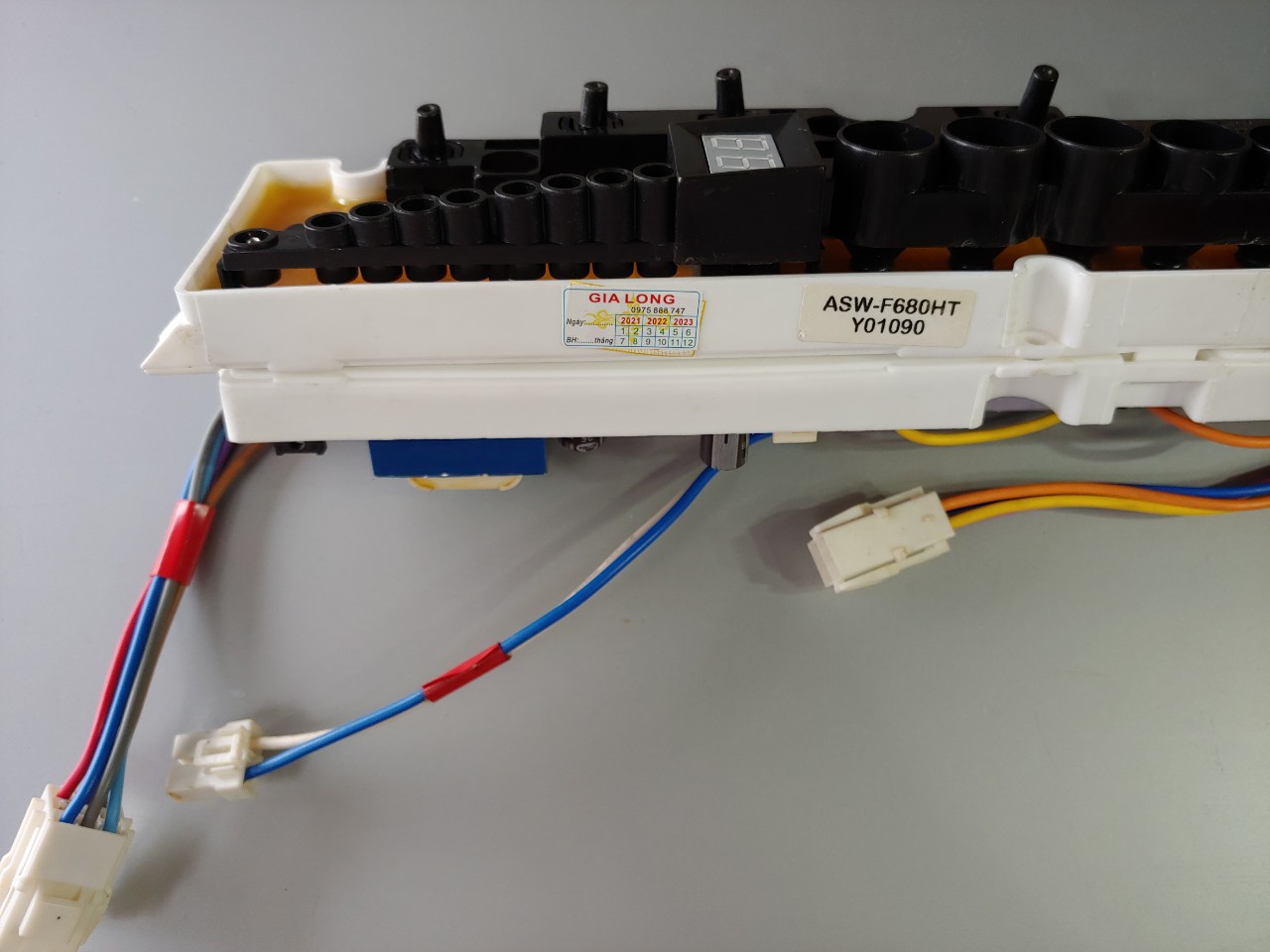 Bo máy giặt Sanyo ASW - F680HT ( hãng tháo máy )