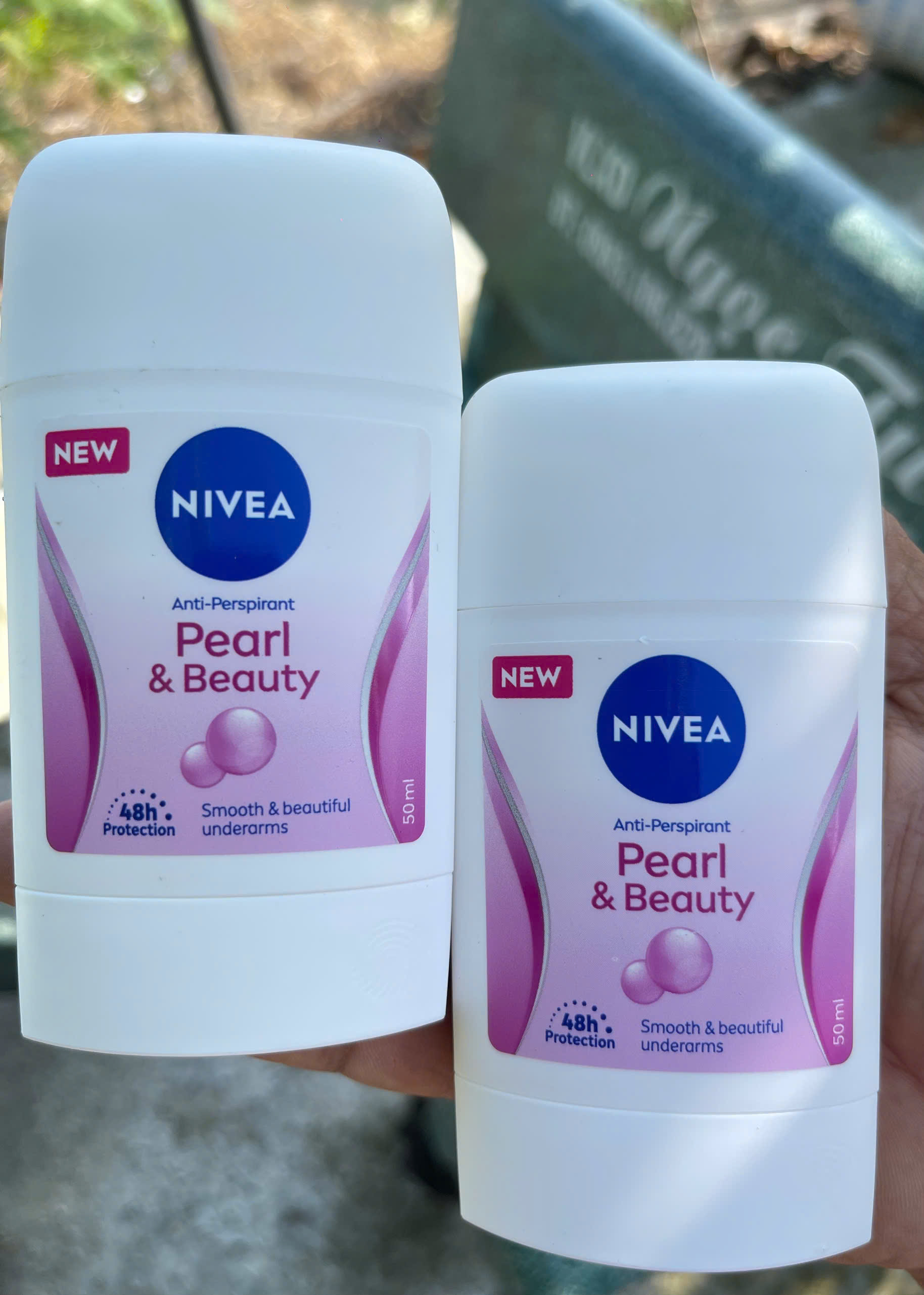 Lăn Sáp ngăn mùi Nivea Ngọc Trai 40ml