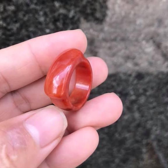 [HCM]NHẪN YÊN NGỰA NGỌC CẨM THẠCH HUYẾT THIÊN NHIÊN- CÓ NHIỀU SIZE CHỌN - HÀNG VIP