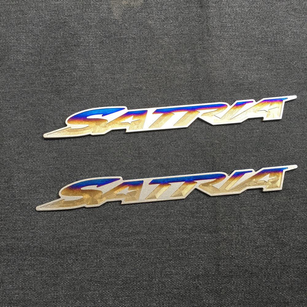 [ĐẸP NHƯ ĐIÊU THUYỀN]  CẶP CHỮ SATRIA TRANG TRÍ XE ĐỈNH CỦA ĐỈNH (TITAN 100% 2 CHỮ)