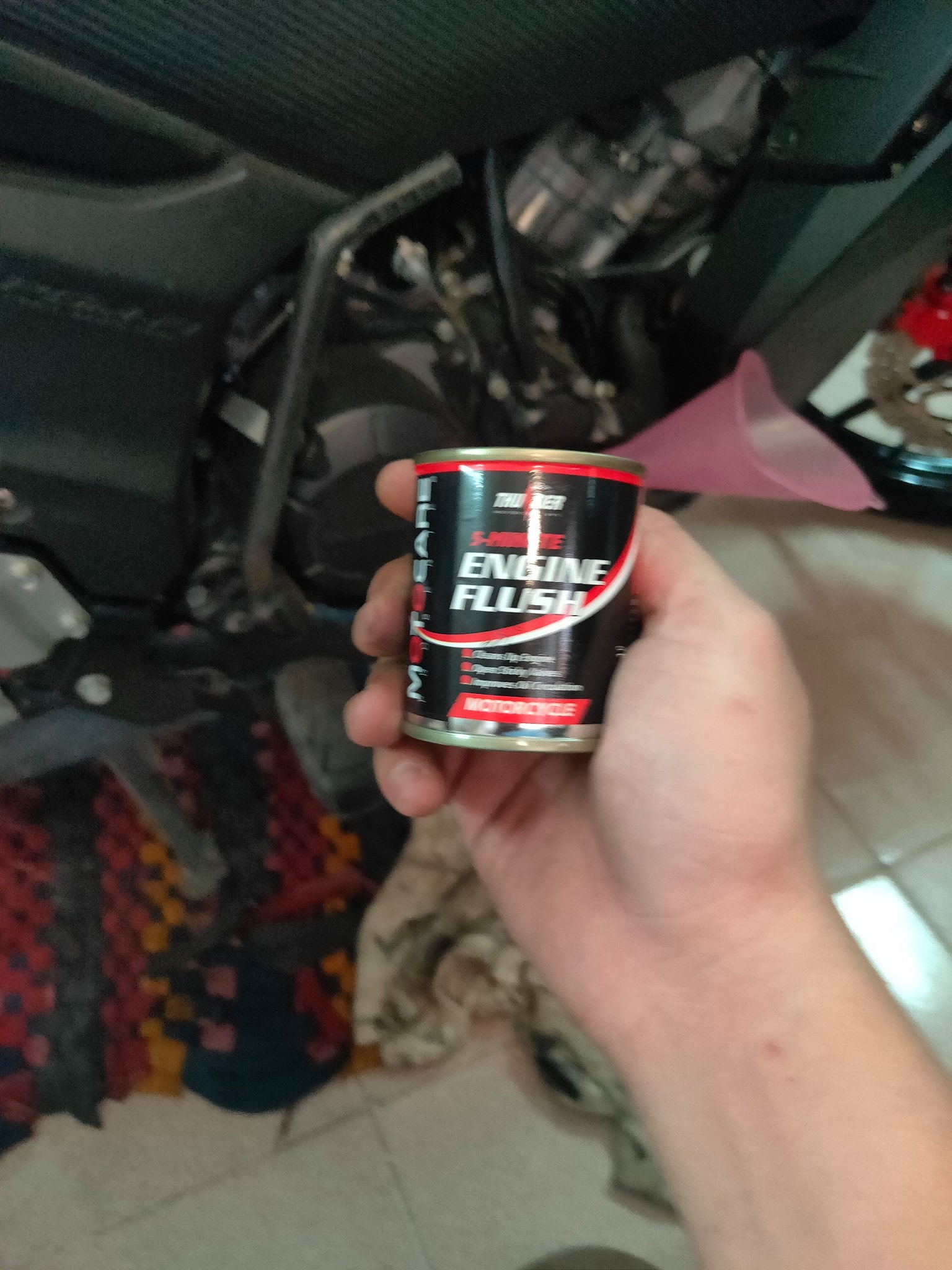 Dung dịch súc rửa động cơ Thunder Engine Flush 80 ml