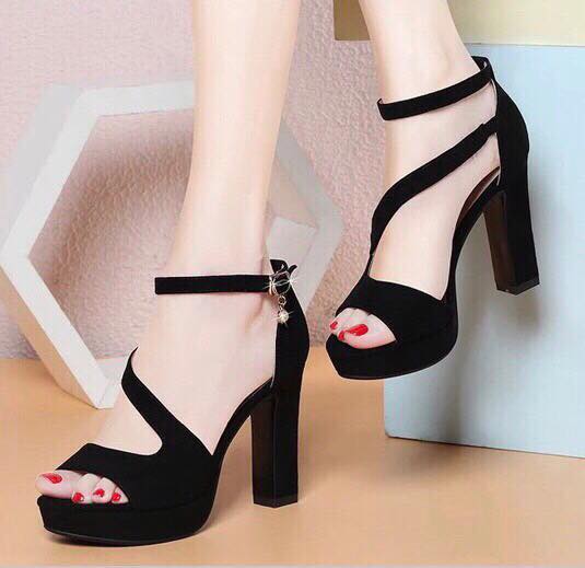 Giày Cao Gót 12 Phân Đế Vuông Quai Đan Chéo 13001