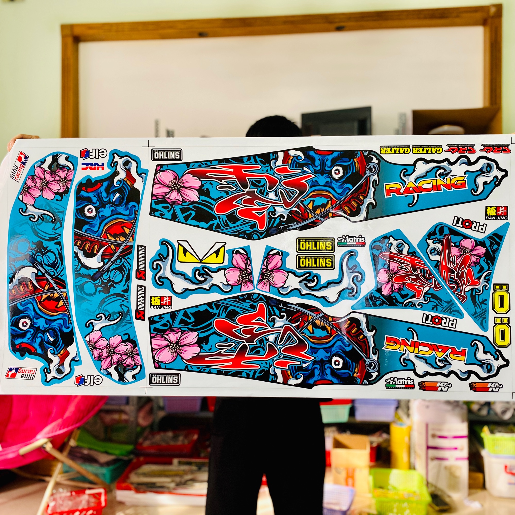 Tem rời Sirius xăng cơ Daruma xanh đen