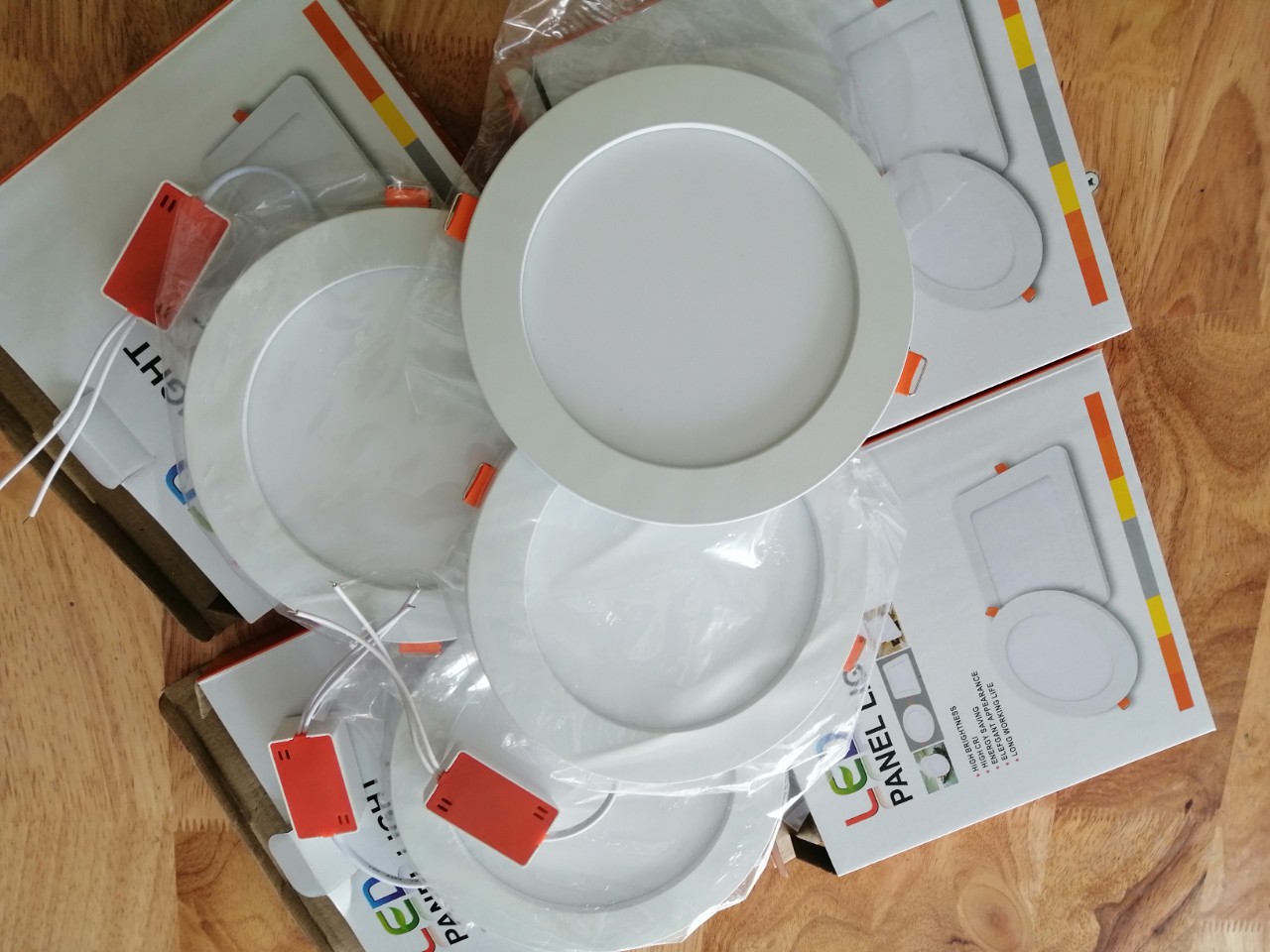 Đèn led âm trần siêu mỏng tròn 12w ánh sáng trắng