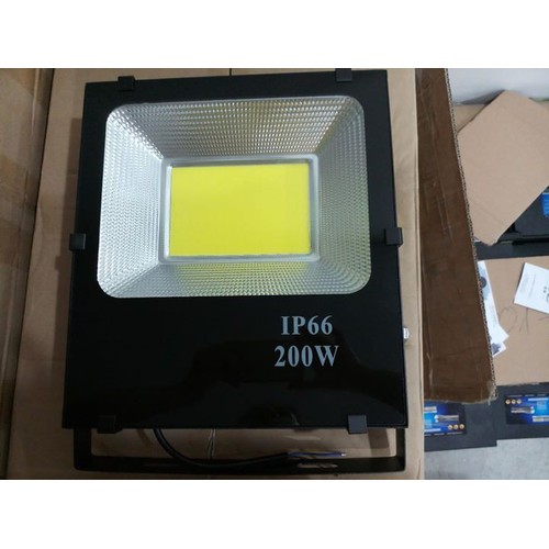 Đèn Pha Led 200W IP66 Siêu mỏng, siêu sáng (Ánh Sáng Vàng)