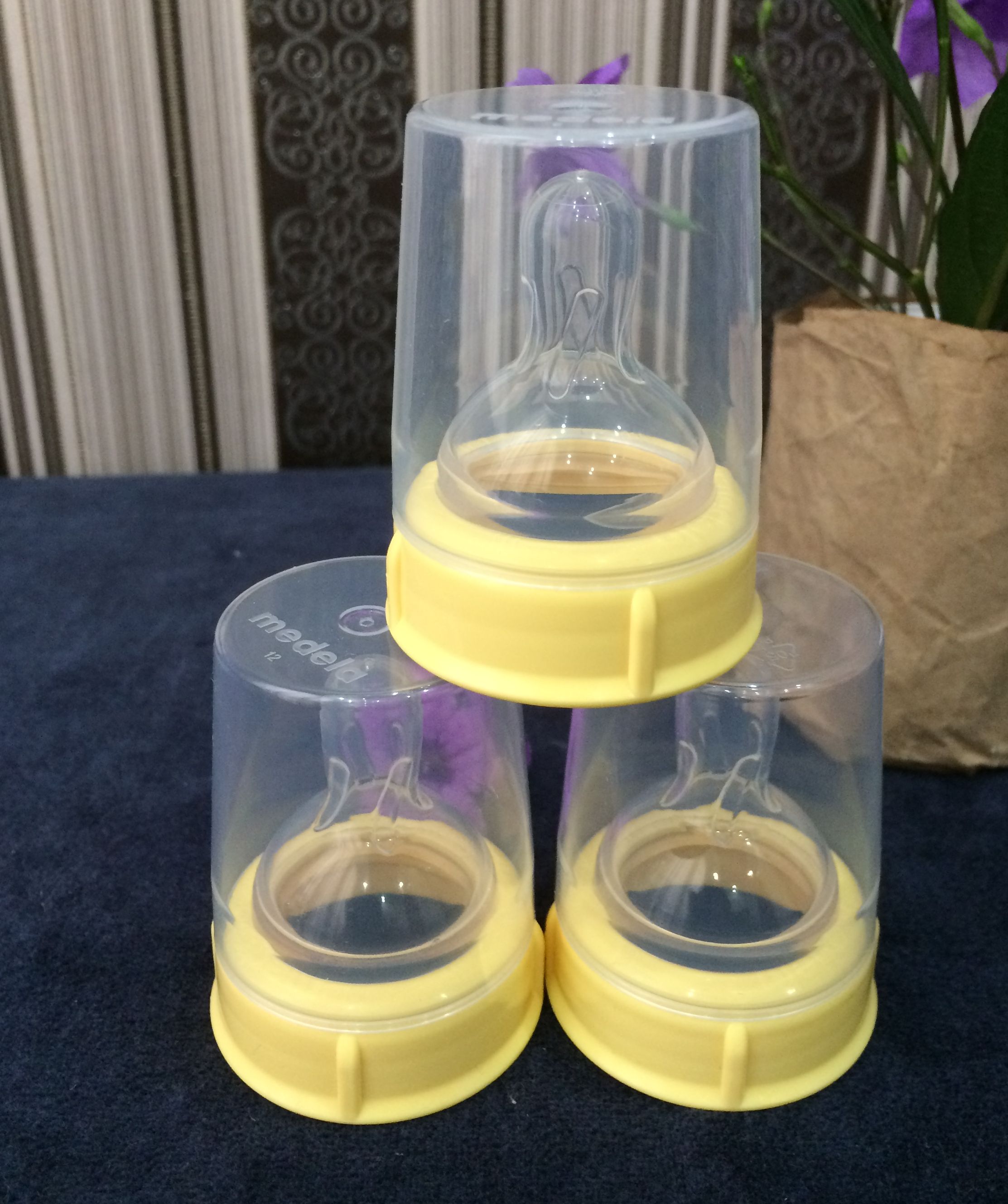 Bộ núm ti bình sữa Medela size M(4-12 tháng)