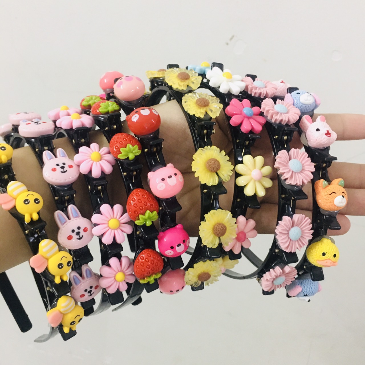 [HCM][HCM] Băng đô cài tóc tiktok cho bé gái cực xinh 20 mẫu mới cực xinh cài tóc hàn quốc - Selenshop