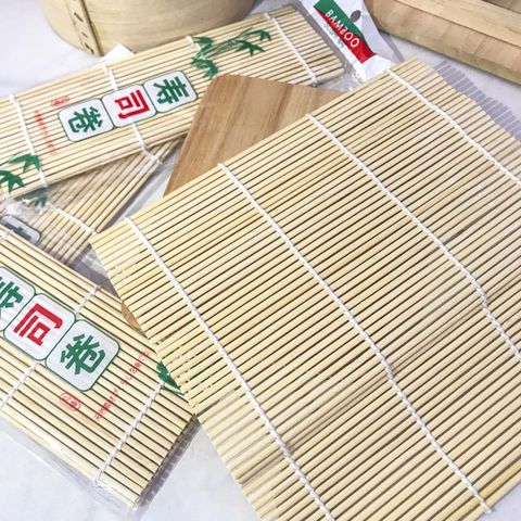 MÀNH TRE CUỘN SUSHI