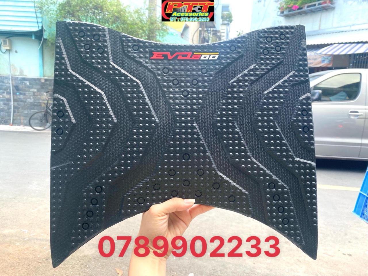 THẢM CAO SU LÓT CHÂN XE ĐIỆN EVO 200 VINFAST