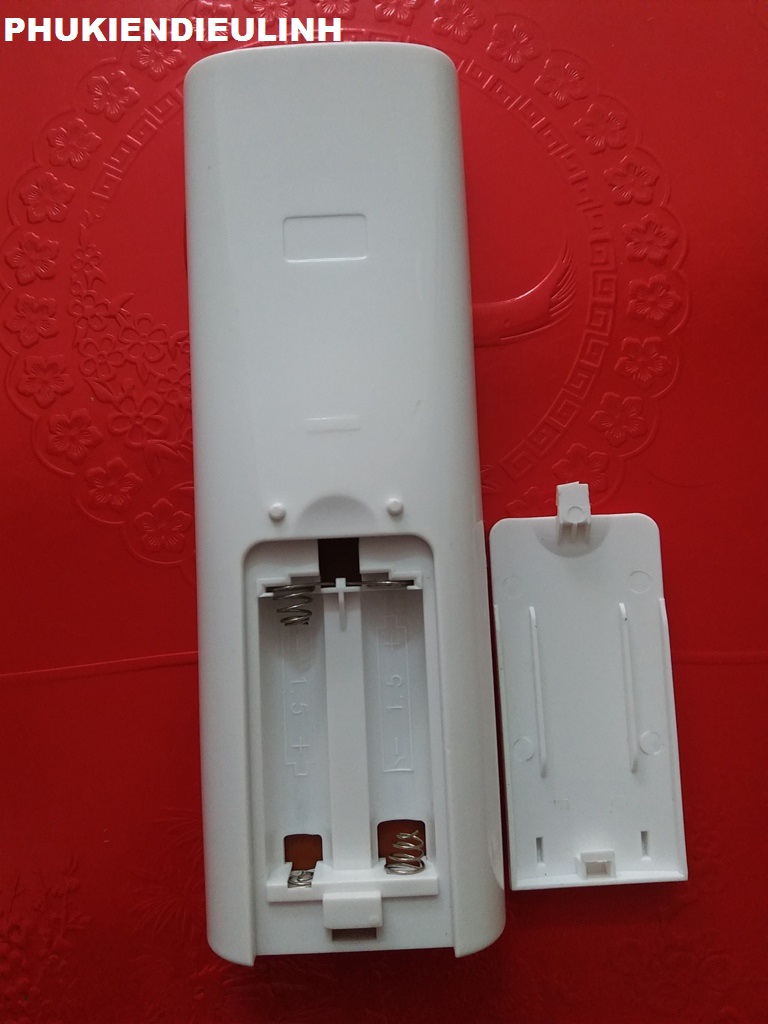 ĐIỀU KHIỂN ĐIỀU HÒA LG 1 CHIỀU ĐUỔI MUỖI
