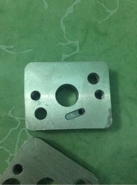Phíp Nhôm Chế Bình Xăng Con Máy Phát Cỏ