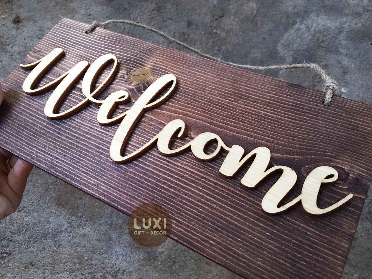 Bảng gỗ treo cửa 1 mặt Welcome 11 LUXI decor
