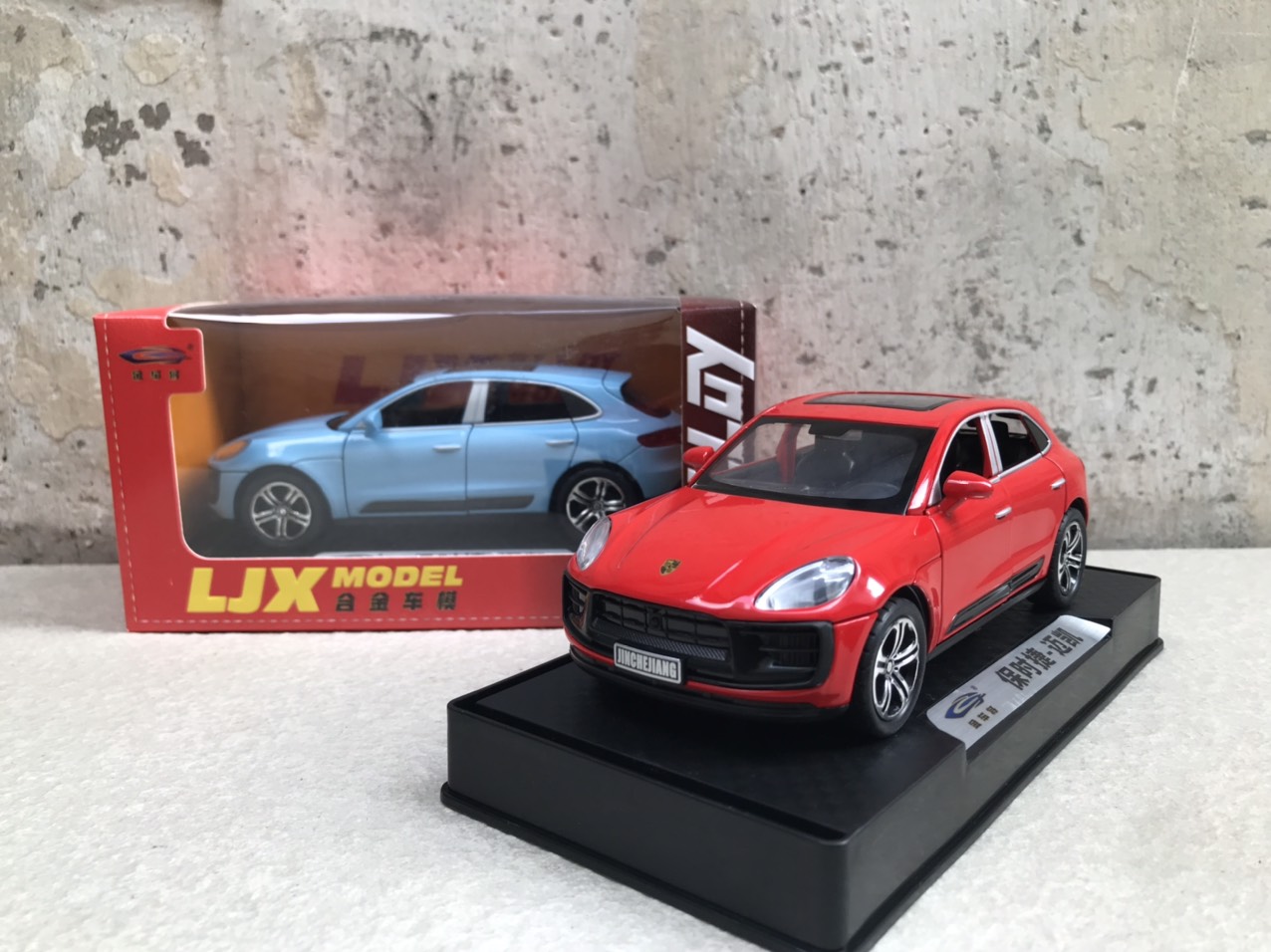 [HCM]Mô hình xe ô tô Porsche MACAN 1:32