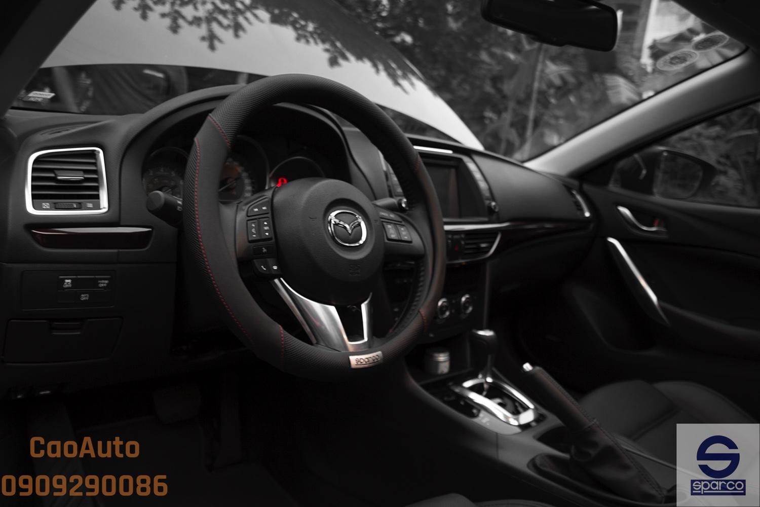 Bọc vô lăng Sparco 1113BK