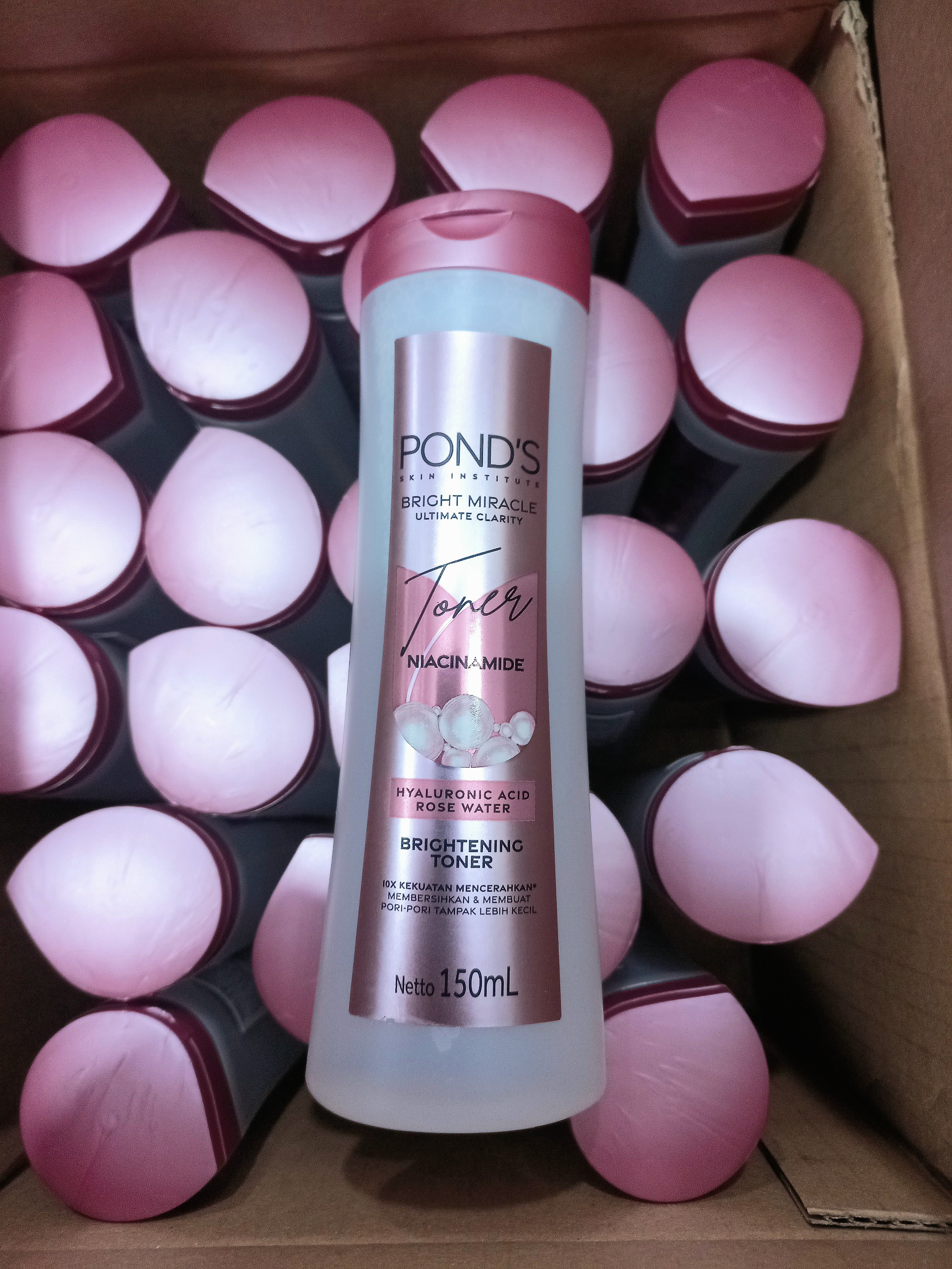 [HCM]Nước Hoa Hồng Ponds White Beauty Lightening Toner Làm Sáng Da 150ml