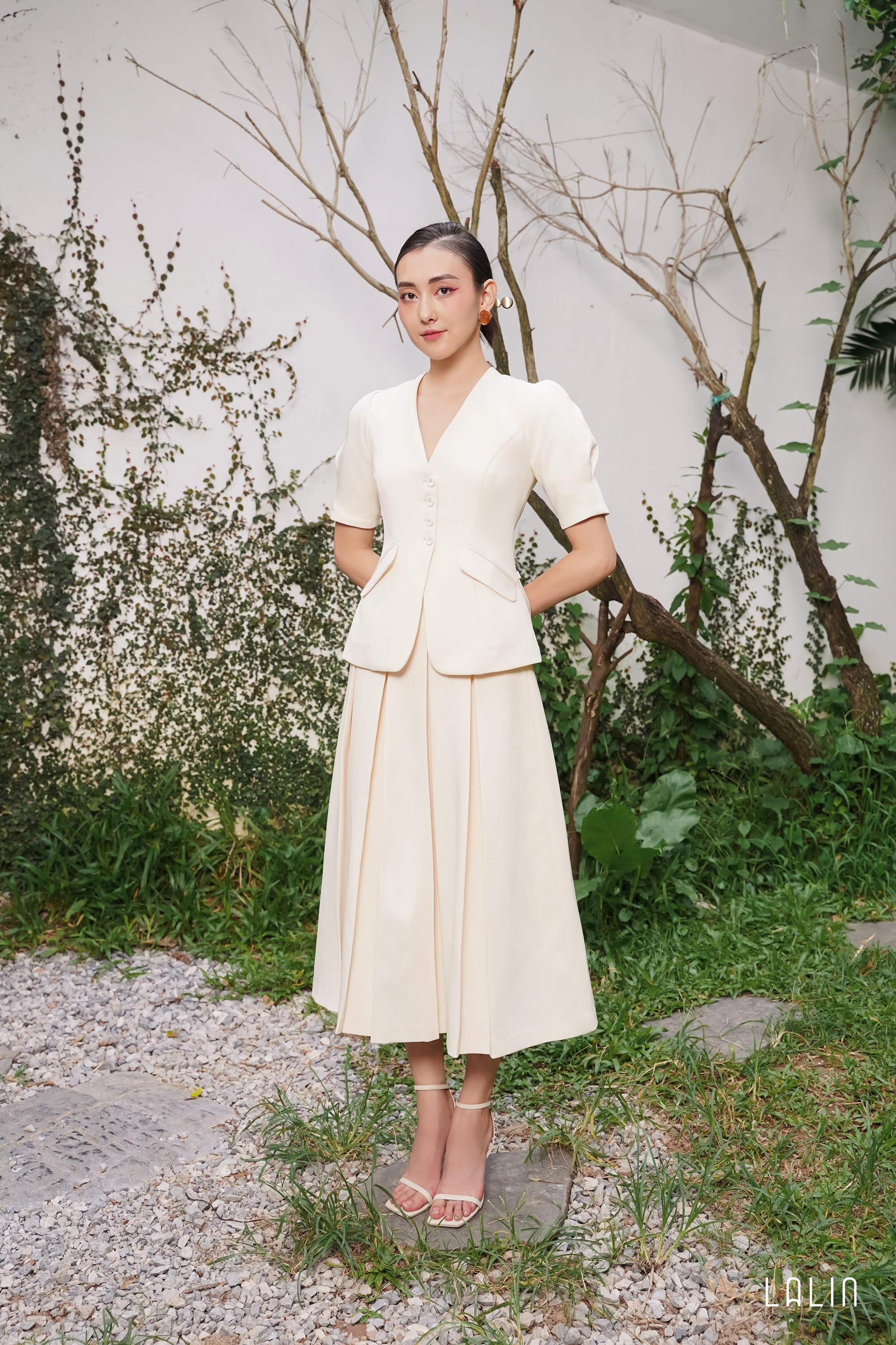 Áo Blazer nữ LALIN thiết kế tay bồng chiết eo SENLA