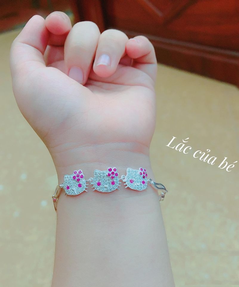 Lắc tay Hello Kitty cho bé