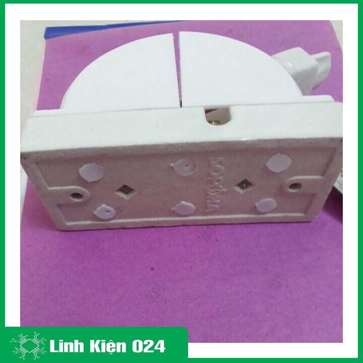 Cầu dao đế sứ đảo chiều 2 pha / 3 pha 30A-600V SOPOKA