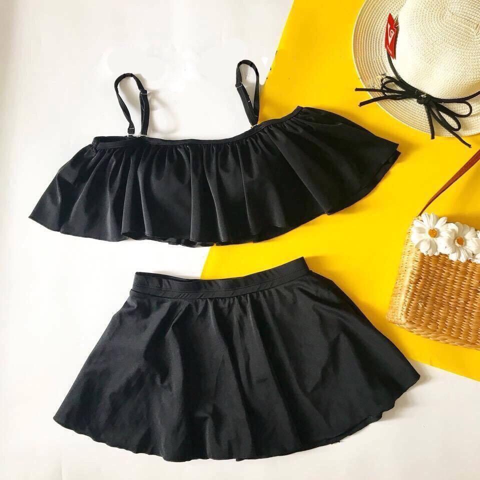 Bikini bèo trễ vai váy xòe