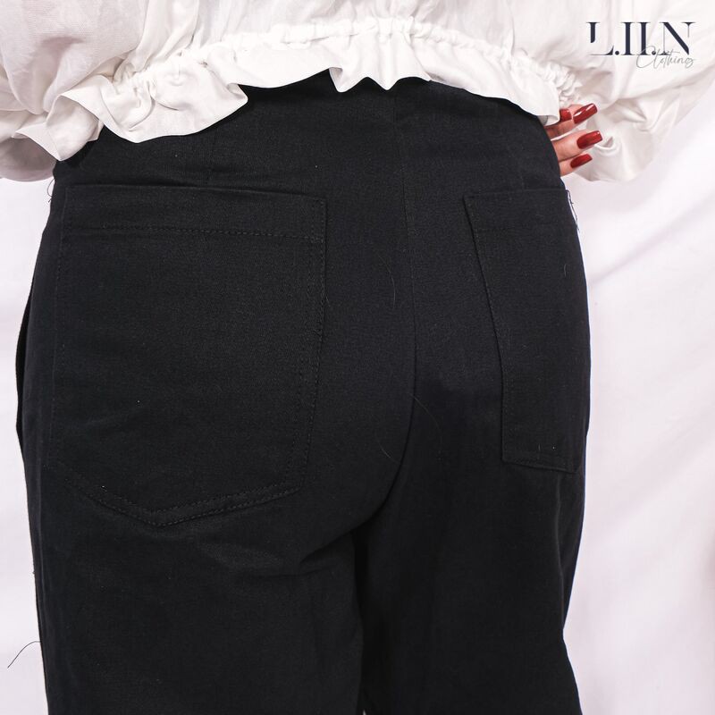 Quần kaki nữ màu đen bo gấu cá tính LIIN Clothing Q3231