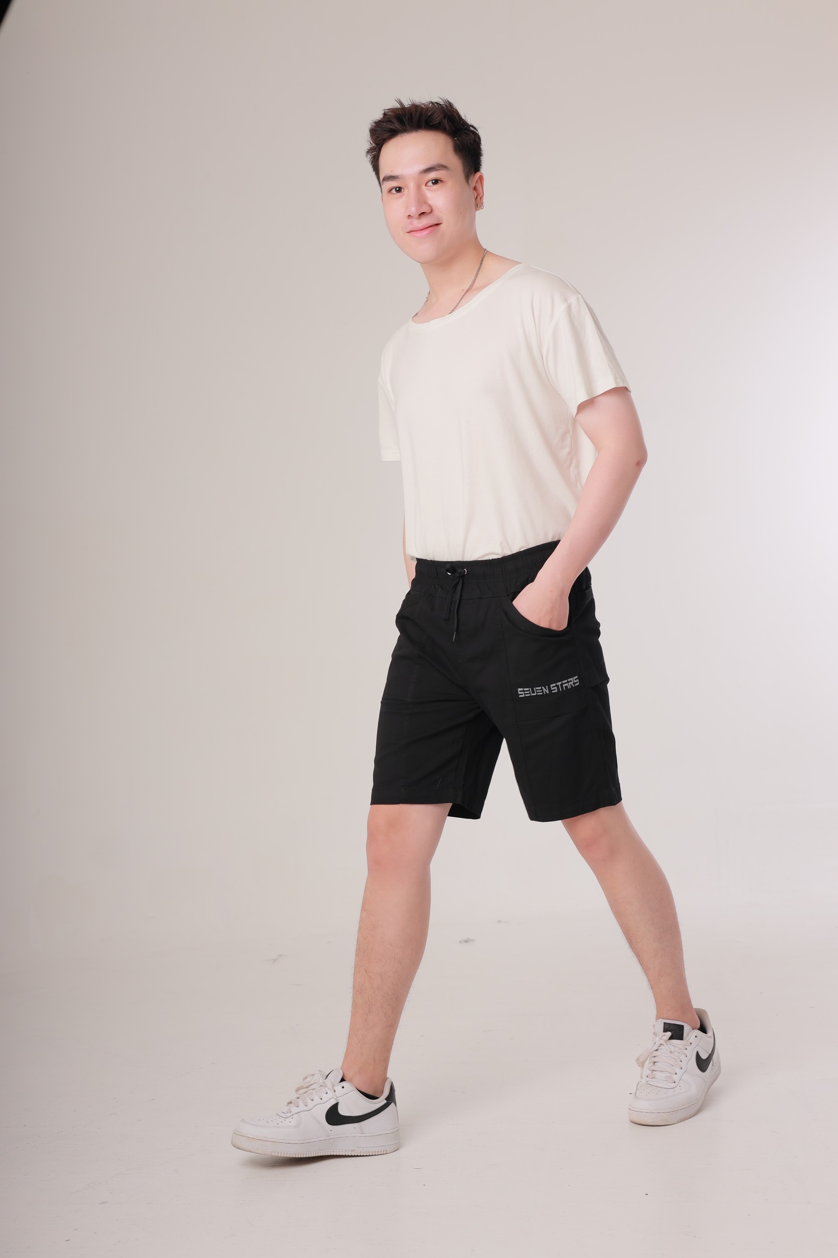 Quần Short Kaki Nam Túi Kiểu Hở S68 - Winmaxx