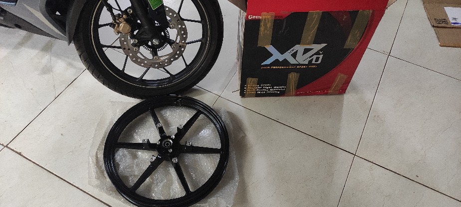 Mâm X1R 6 cây cho Winner size 17 có 3 màu (1.85 - 2.5) hàng chính hãng