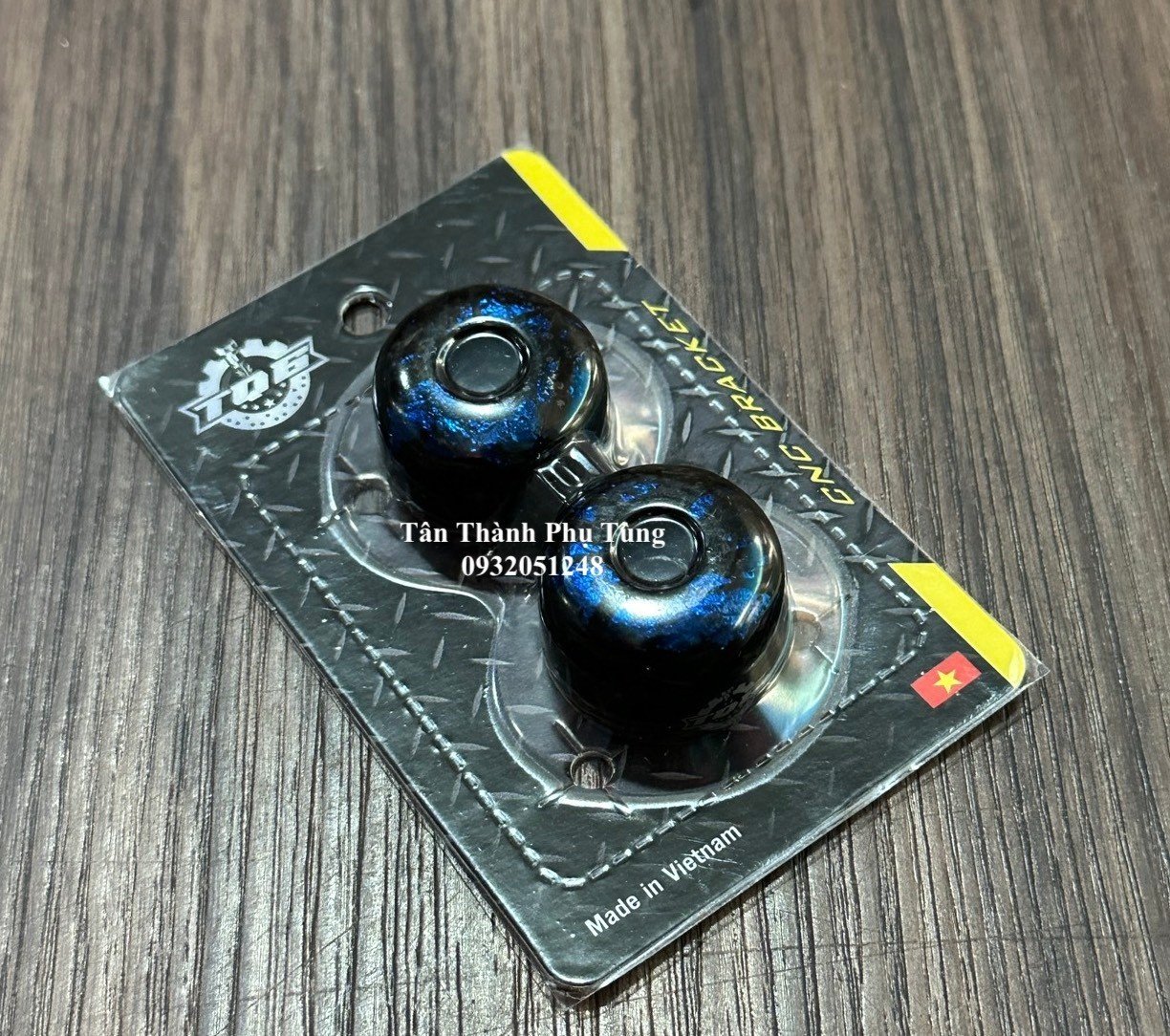 Gù Carbon xe máy TQ6- 1 cặp Tân Thành PT