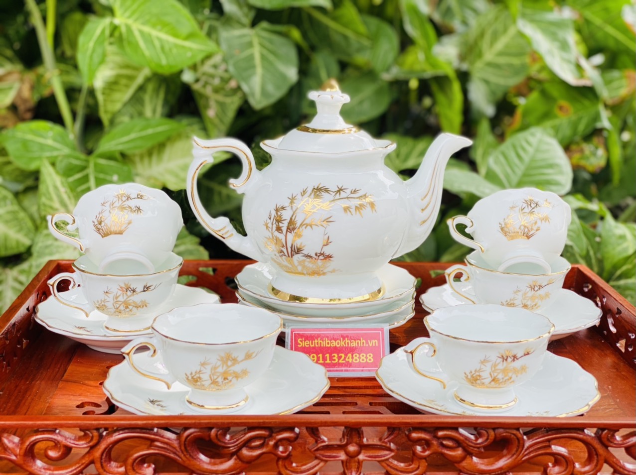 Gốm sứ Bát Tràng ấm chén họa tiết cây tre vàng