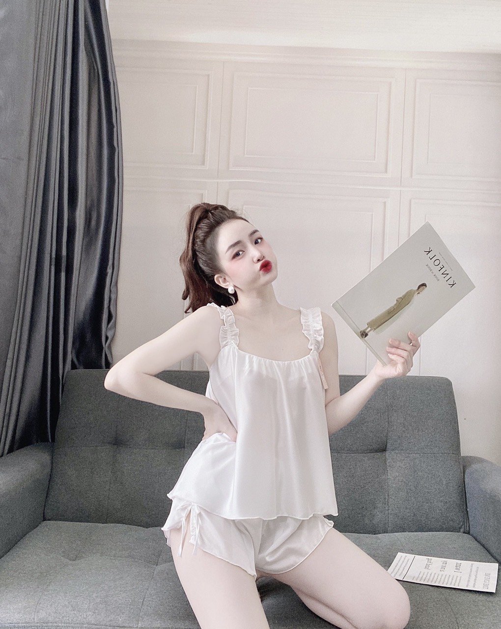 Đồ ngủ nữ sexy lụa satin 2 dây cao cấp D'LYDIA DN01