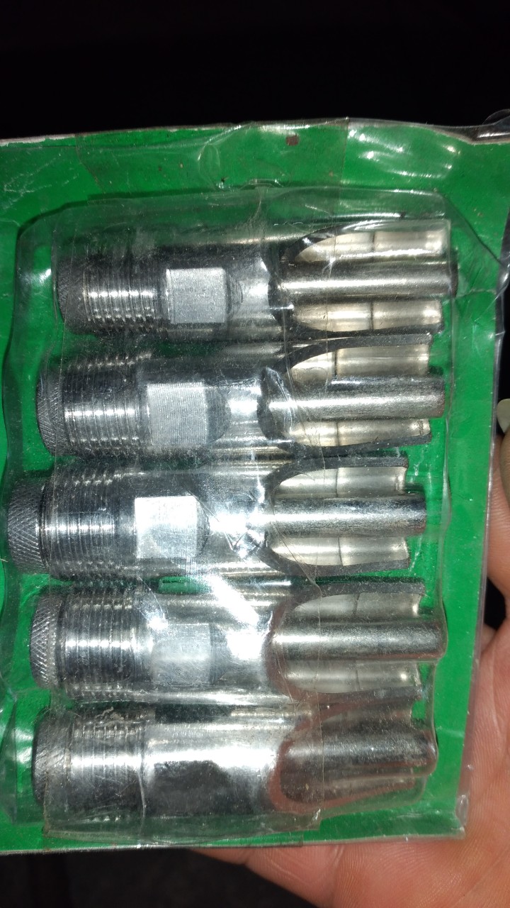 5 cây nước chuồng heo gắn sẵn góc 21