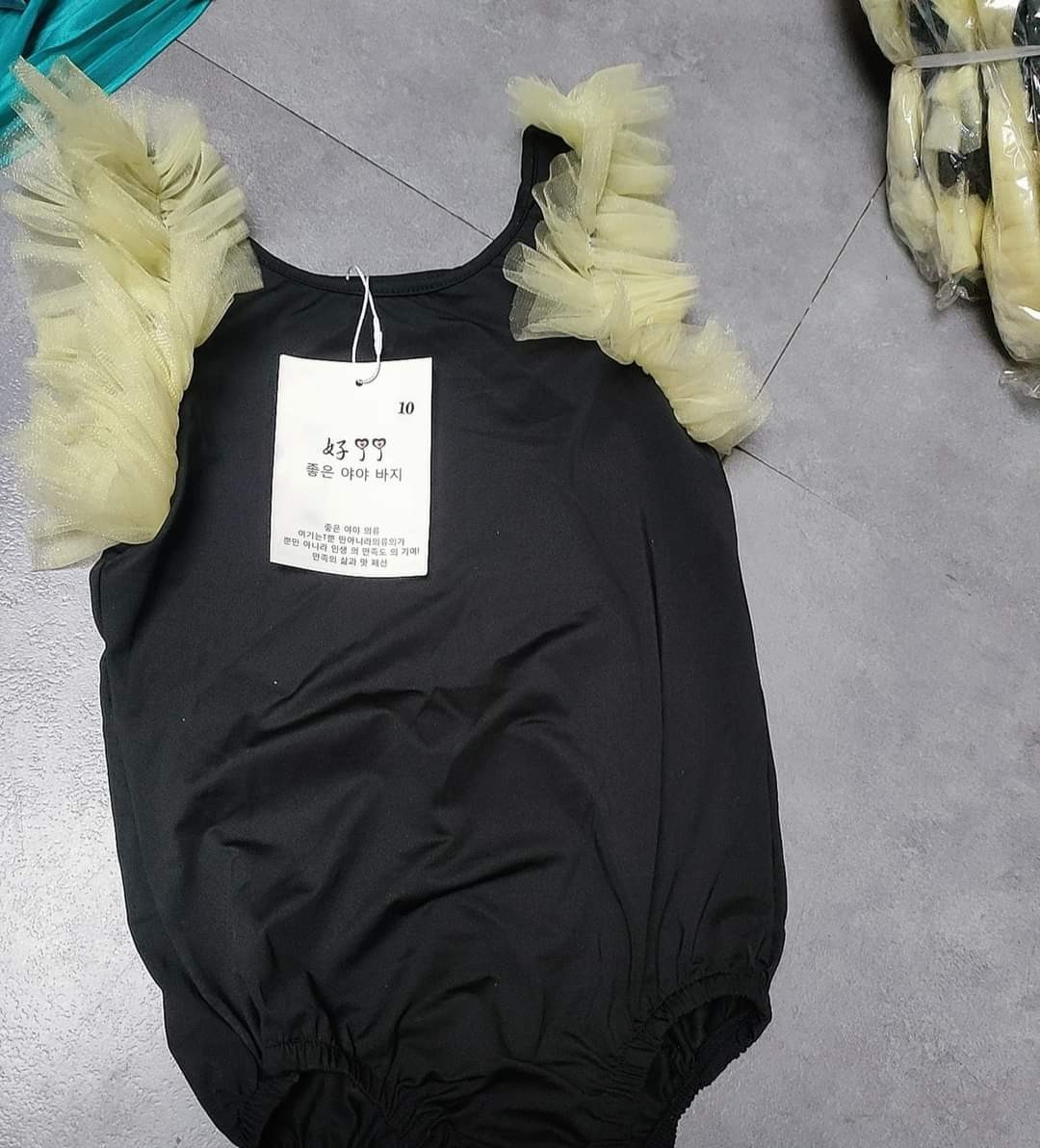 BIKINI LIỀN THÂN 1 MẢNH BÉ GÁI DỄ THƯƠNG