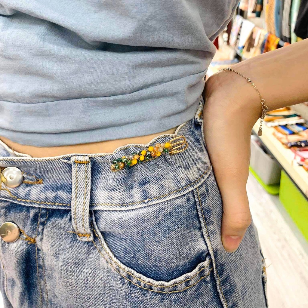 [Nhập mã LAZXuHuong03 giảm 40k/299k] Kim Băng Cài Áo, Quần Đính Đá Sang Trọng