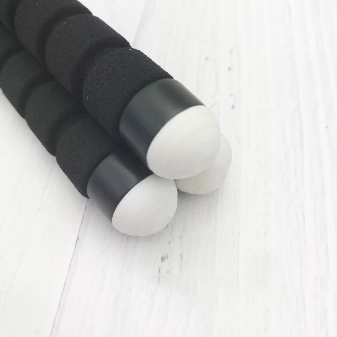 chân mini địa hình màu đen