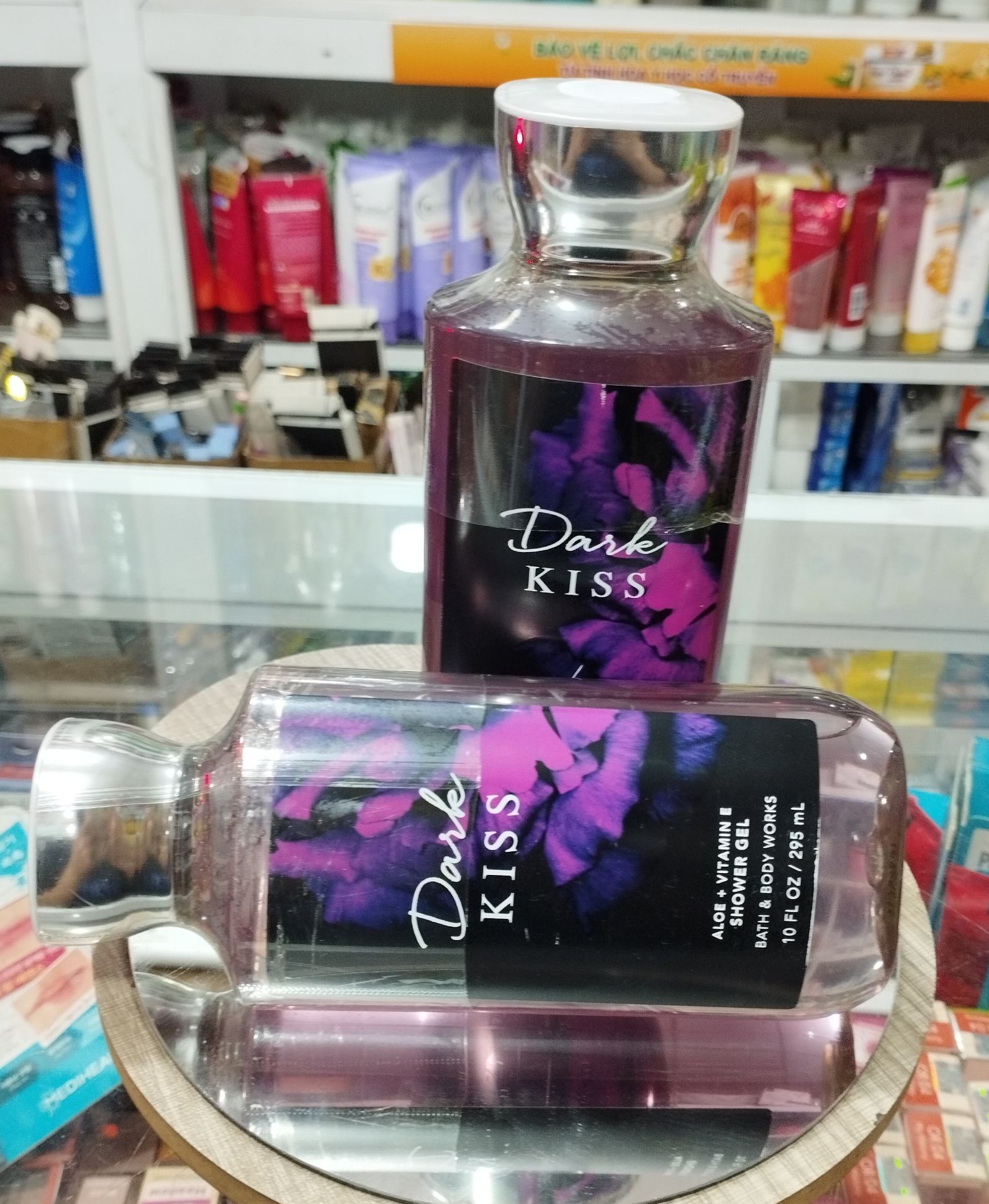 SỮA TẮM BATH & BODY WORKS DARK KISS 295ML