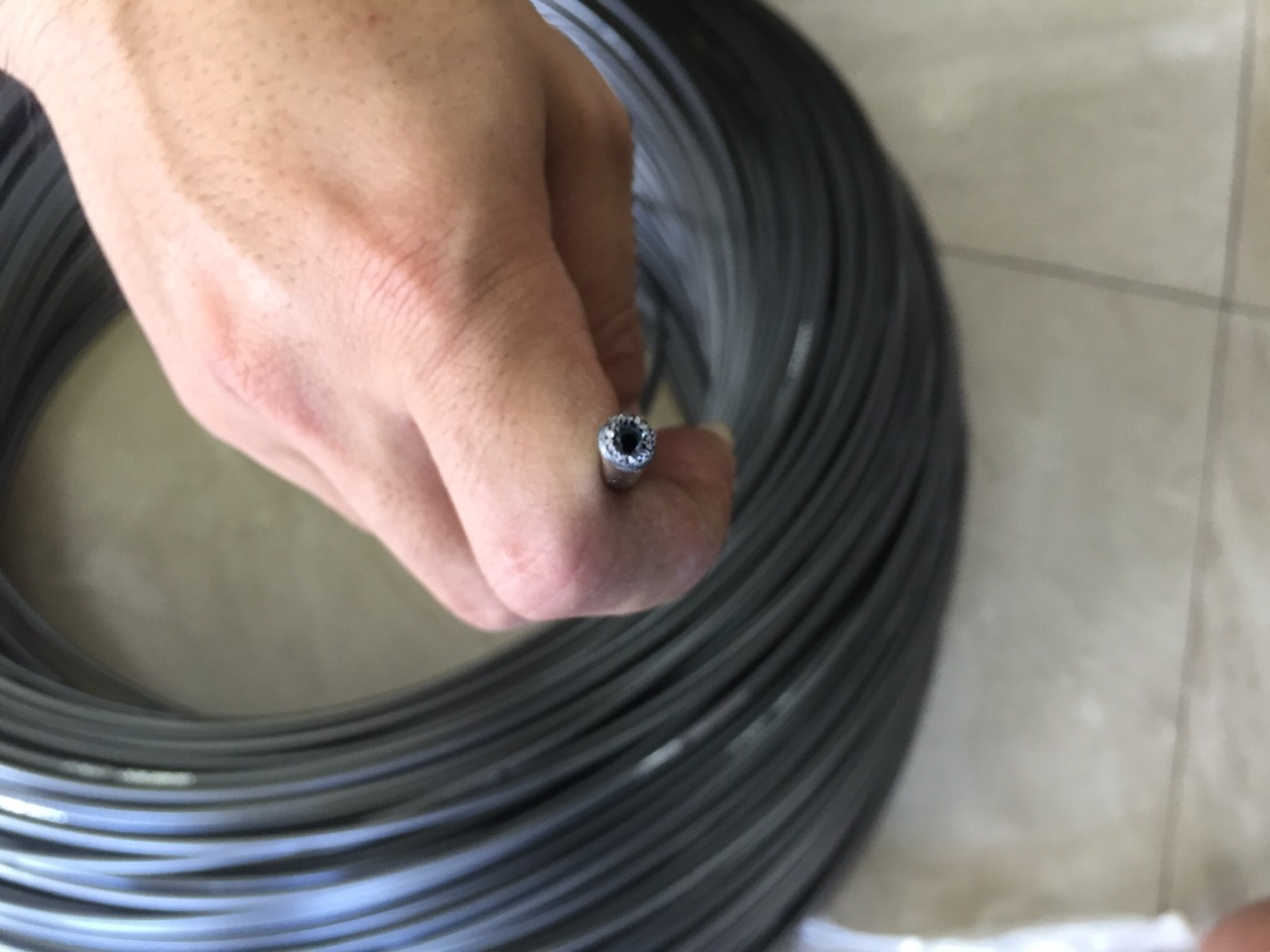 02 mét vỏ dây đề Jagwire cho xe đạp thể thao