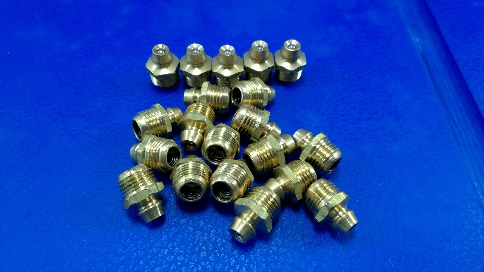 10 chiếc vú bơm mỡ 10 thẳng