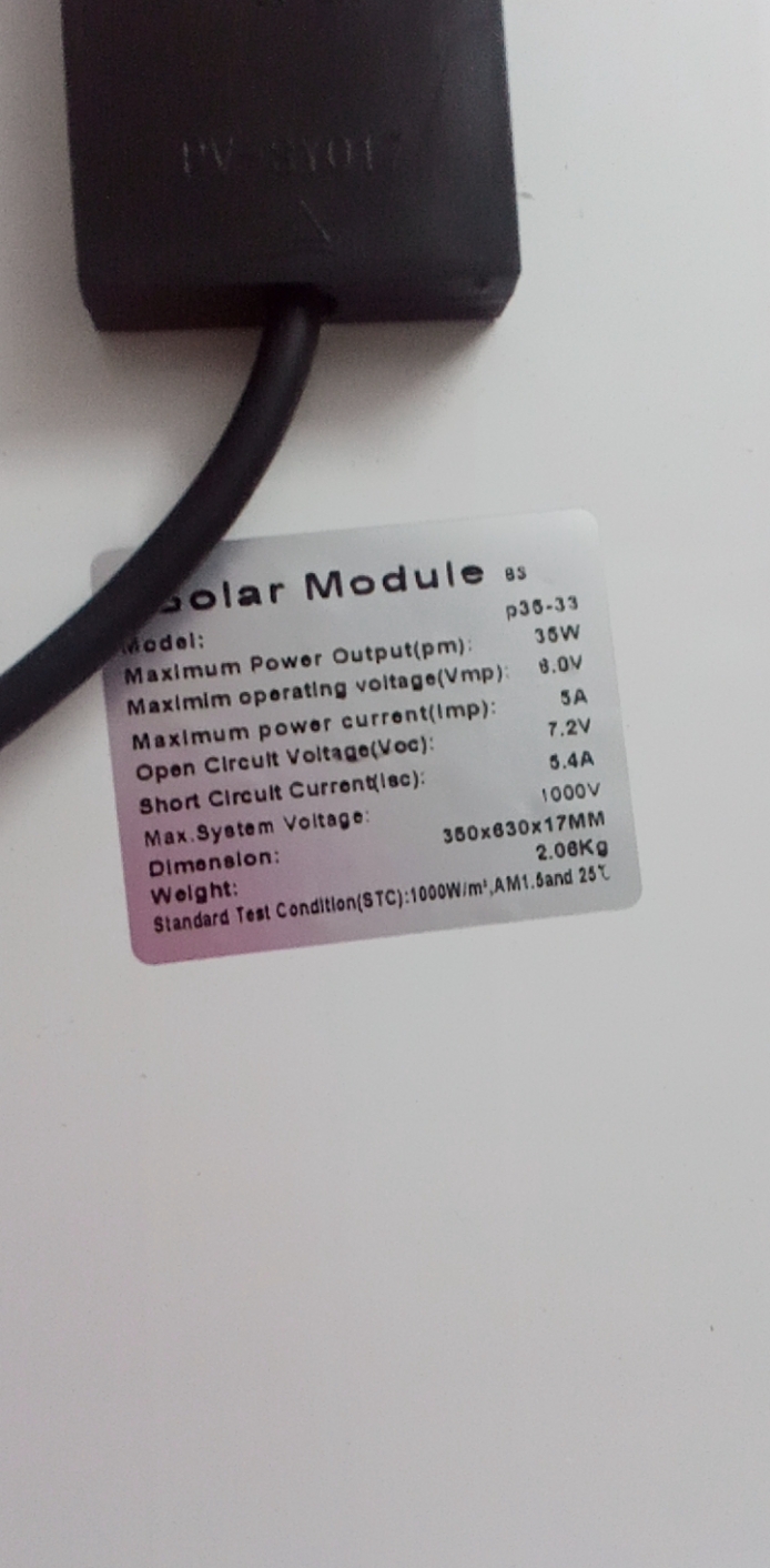 [HCM]Đèn pha năng lượng mặt trời Mắt Ngọc-300W