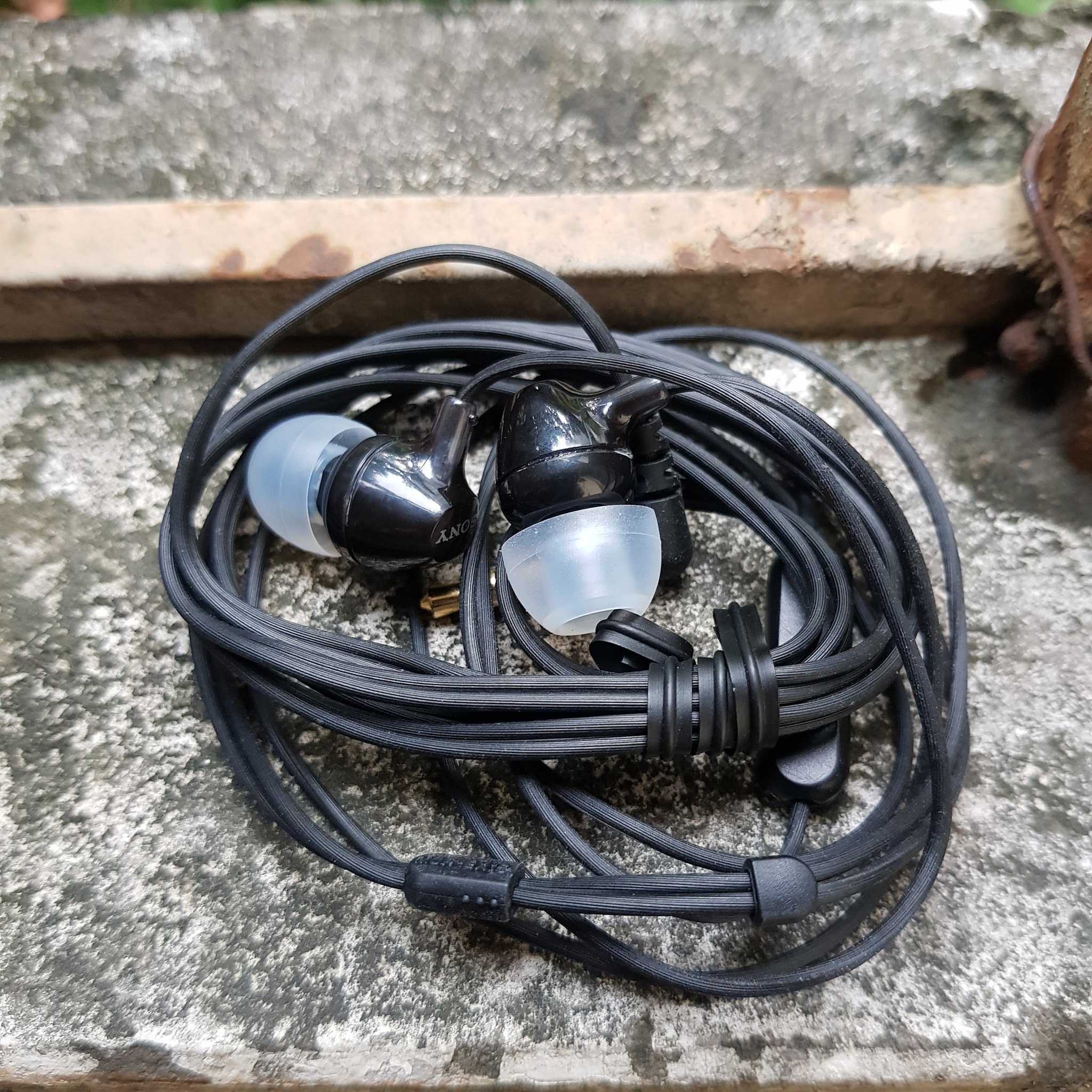 Tai nghe Sony MDR-EX15 có MIC (nobox)