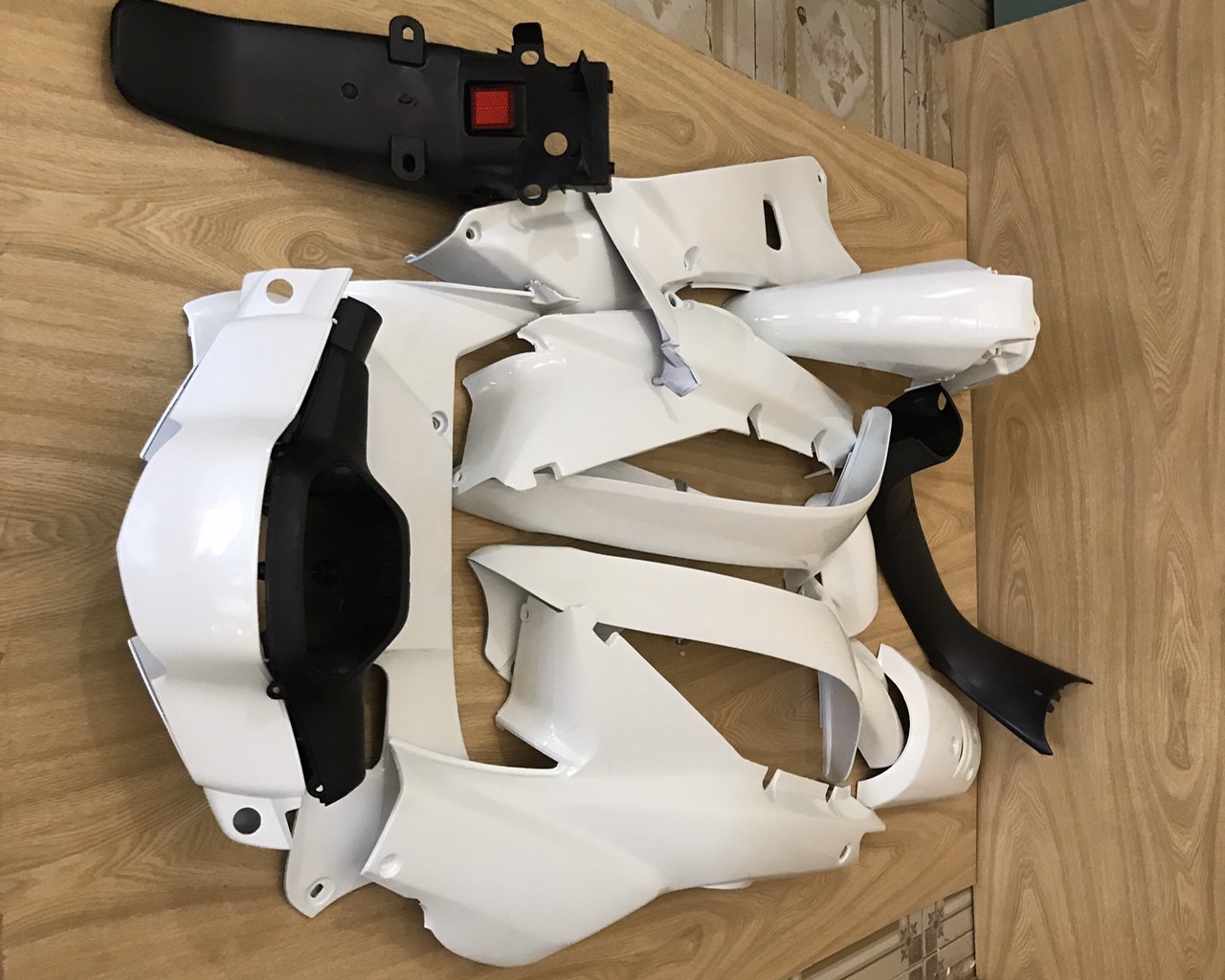 DÀN ÁO WAVE TRẮNG NHỰA TỐT RÁP LÊN ZIN CHO WAVE NHỎ NHƯ WAVE @ 2000-2007,WAVE THÁI ZX,WAVE TRUNG QUỐC LIÊN DOANH KHÔNG CHẾ CHÁO