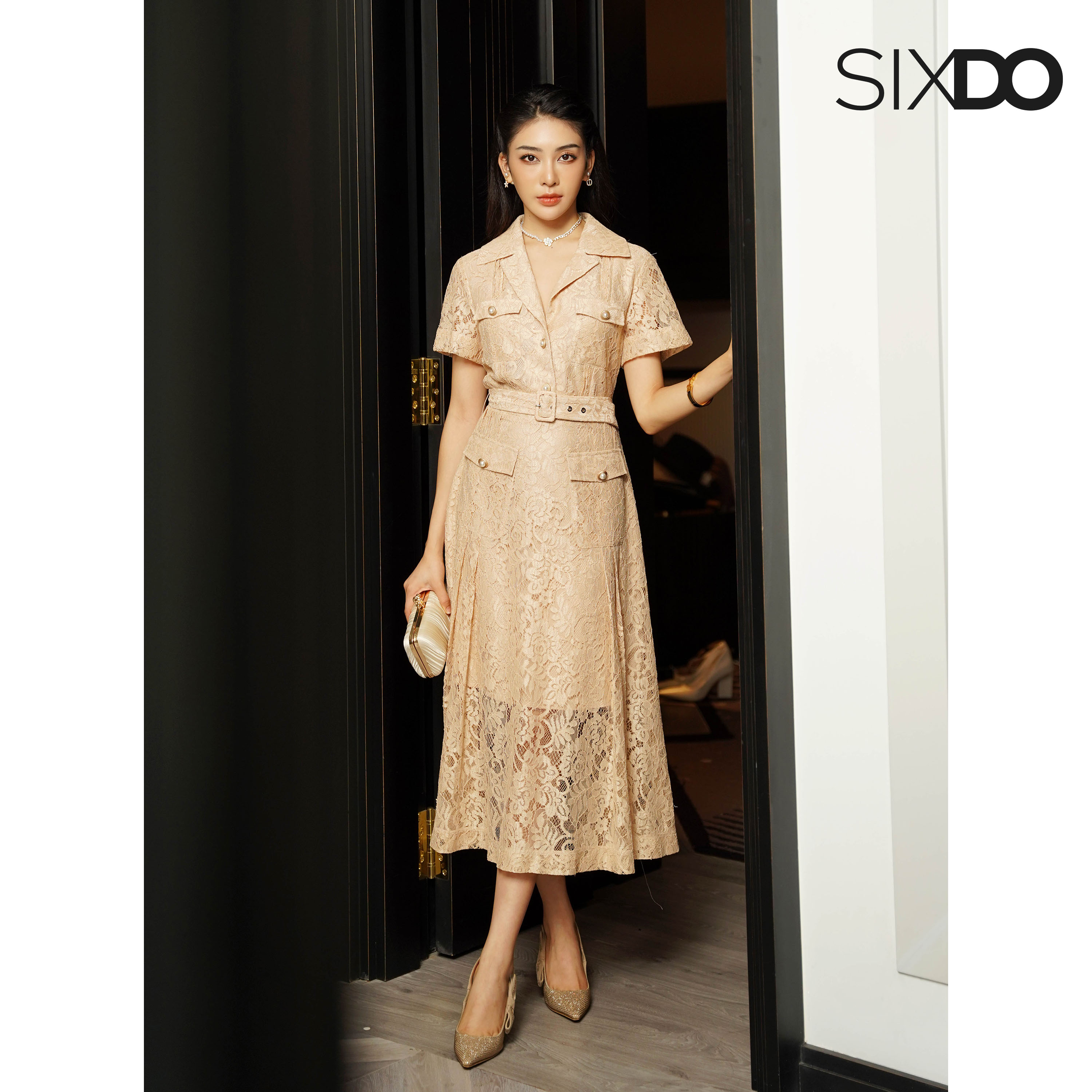 Đầm sơ mi ren phối túi thời trang SIXDO (Beige Short Sleeves Midi Lace Dress)