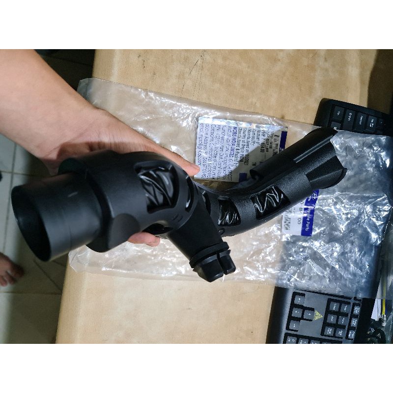 I10 Grand 28210b4000 air intake manifold