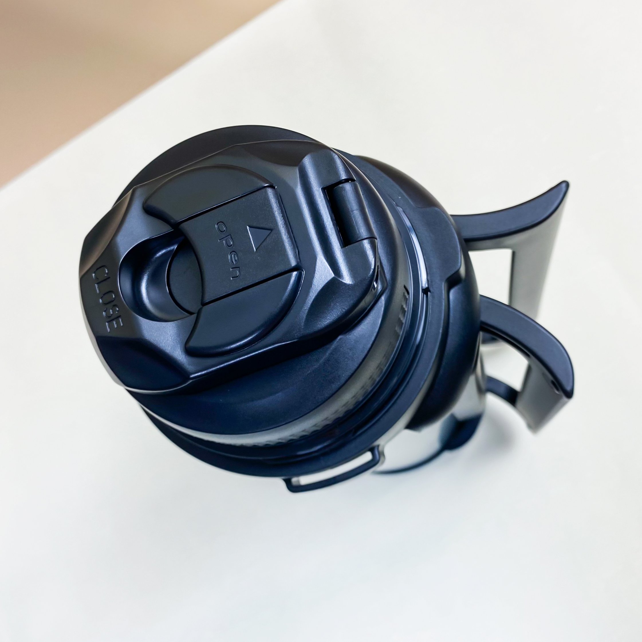 Bình Giữ Nhiệt Hot Tank Lock& Lock 1,8 lít LHC1427