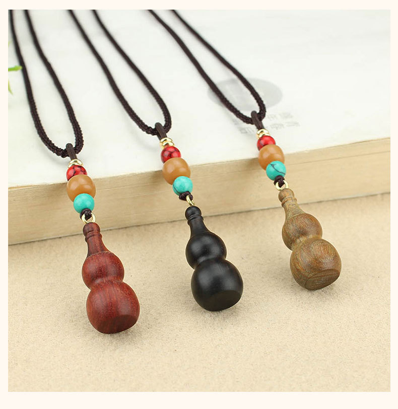 Mặt đeo chú lăng nghiêm hình hồ lô