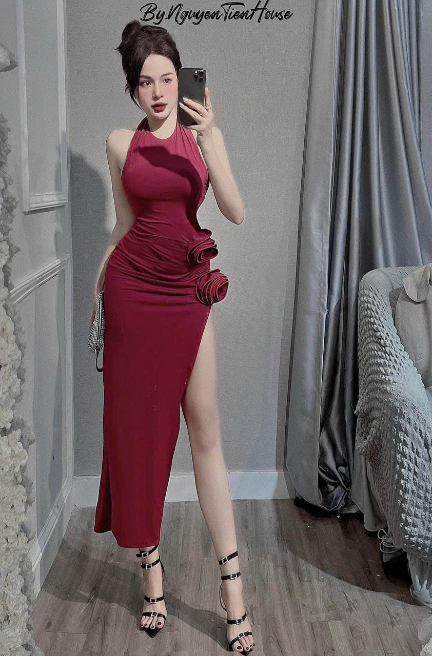 Đầm body yếm xẻ đính hoa thun dẻo siêu sinh