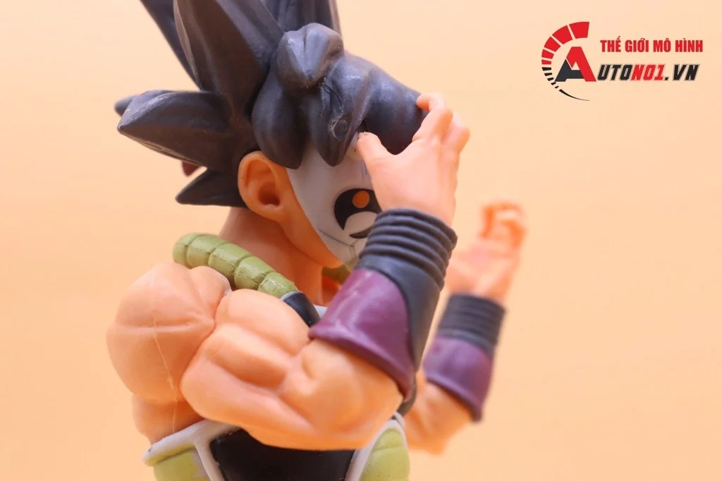MÔ HÌNH NHÂN VẬT DRAGONBALL BARDOCK 22CM 7087