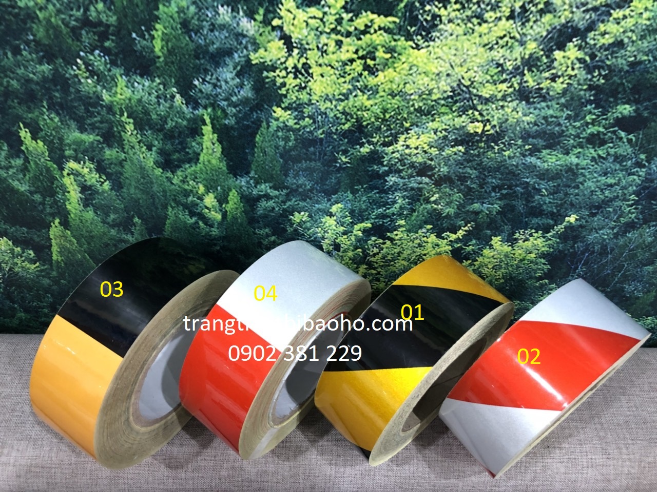 Băng keo phản quang dán nền cảnh báo 40 x 5cm - 4 màu lựa chọn