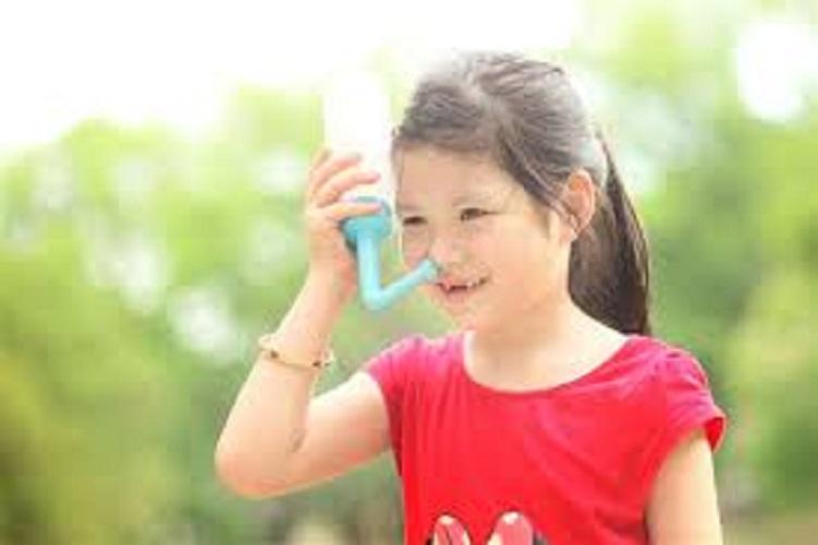 BÌNH RỬA MŨI EMCUR
